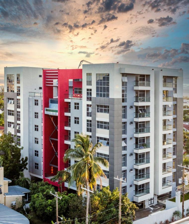 Parkhurst Lux Condo Near Devon House Кінгстон Екстер'єр фото